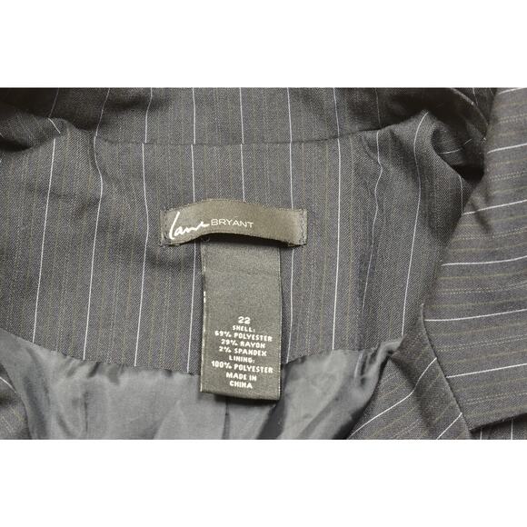 Lane Bryant Plus Size 22 Black Pinstripe Blazer Jacket 2 Button Dark - Picture 6 of 8